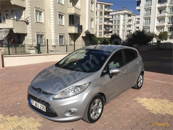 Sahibinden Ford Fiesta 1.4 Titanium 2012 Model