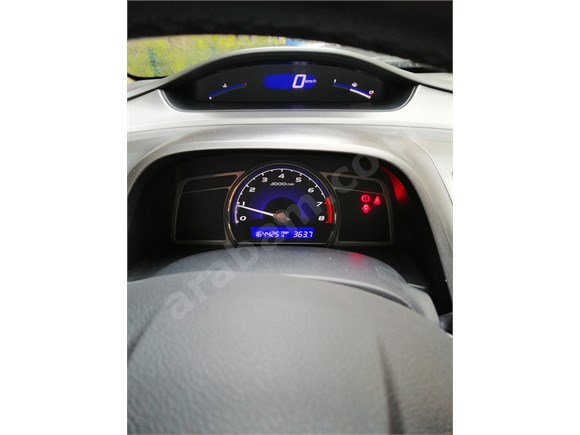 Sahibinden Honda Civic 1.6 i-VTEC Premium 2008 Model