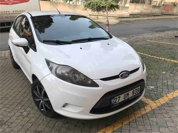 Sahibinden Ford Fiesta 1.4 TDCi Trend 2010 Model