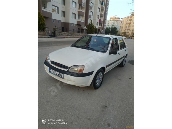 Sahibinden Ford Fiesta 1.25 Flair 2000 Model