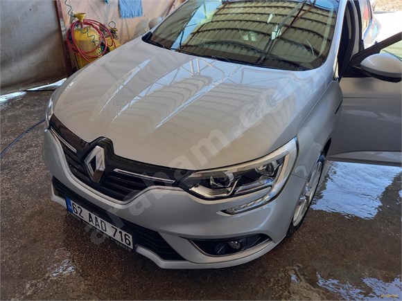 Sahibinden Renault Megane 1.3 Tce Joy 2020 Model son hafta satilmazsa kalır bende