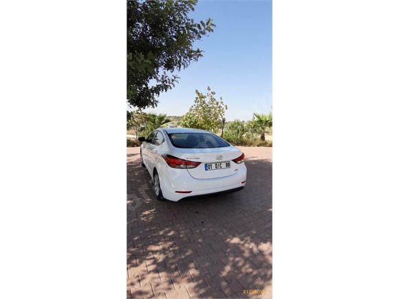 Hyundai Elantra 1.6 CRDi Style 2014 Model DEĞİŞENSİZ , HASAR KAYITSIZ