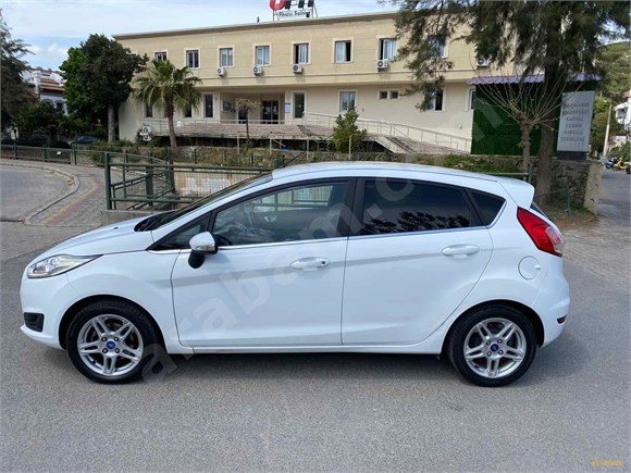 Sahibinden Ford Fiesta 1.6 Titanium 2013 Model