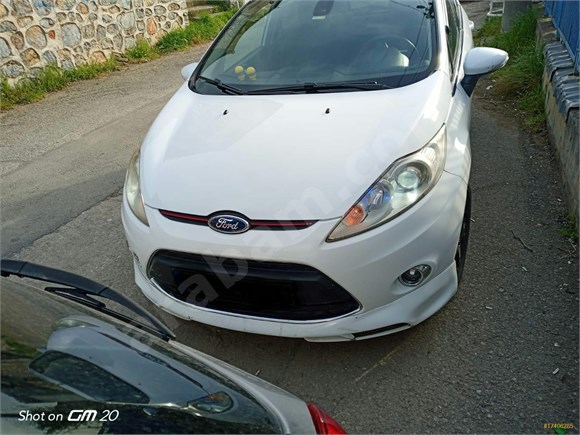 Sahibinden Ford Fiesta 1.4 TDCi Titanium 2012 Model