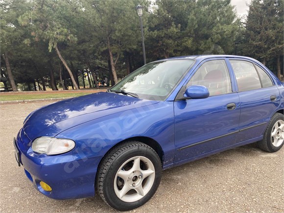 Hyundai Accent 1.3 2000 Model