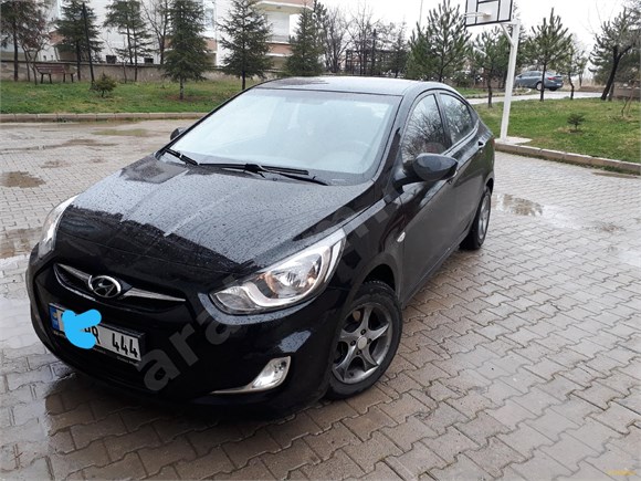 Öğretmenden Temiz Hyundai Accent Blue 1.4 CVVT Mode 2011 Model