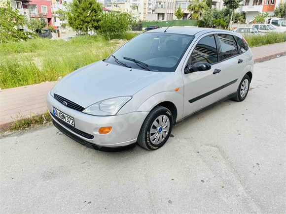 Boyasız değişensiz Ford Focus 1.6 Ambiente 1999 Model