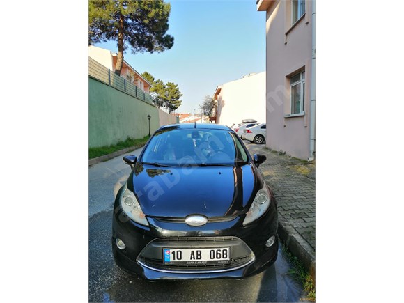 Sahibinden Ford Fiesta 1.4 Titanium 2010 Model