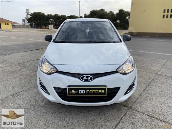 **De-De MOTORSdan**HATASIZ BAKMLI MASRAFSIZ DÜŞÜK KM HYUNDAİ İ20