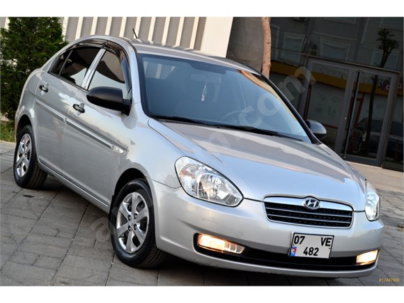 HYUNDAI_ACCENT_ERA_1.5_CRDI_SELECT_110HP_EMSALSİZ_BAKIMLI