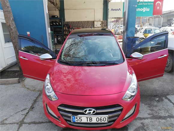 ACİL... HYUNDAİ İ30 ELİT OTOTAMATİK. ÜSTE PARA ALABİLECEĞİM OTOMATİK ARAÇLA TAKAS OLUR.