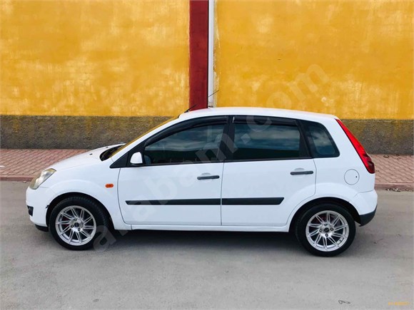 2008 FİESTA 1.4 TDCİ COMFORT BAKIMLI TEMİZ KULLANILMIŞ DEĞİŞEN YOKTUR