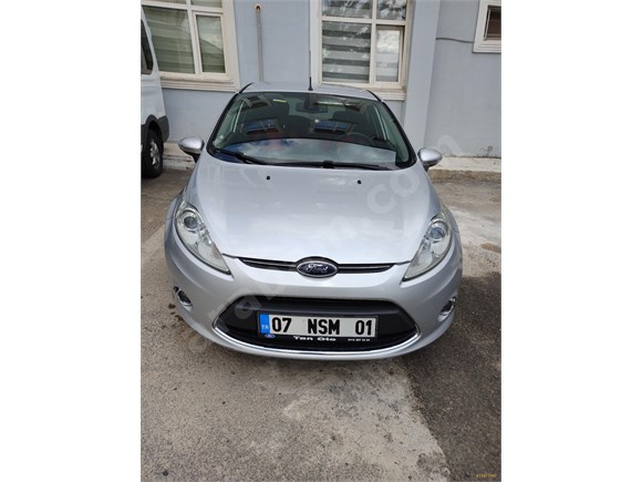 Sahibinden Ford Fiesta 1.4 Titanium 2012 Model