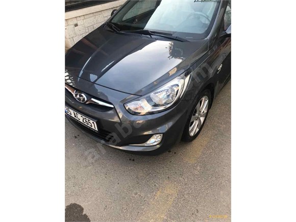 Sahibinden Hyundai Accent Blue 1.6 CRDI Mode Plus 2012 Model