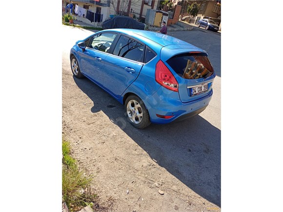 Sahibinden Ford Fiesta 1.4 Titanium 2010 Model