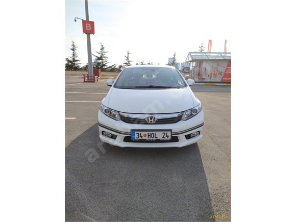 Sahibinden Honda Civic 1.6 i-VTEC Eco Premium 2013 Model