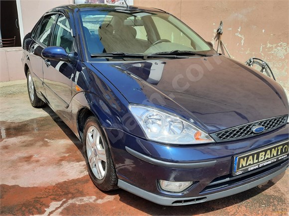 ruhsat sahibinden çok temiz Focus 1.6 Comfort 2003 Model Sakarya