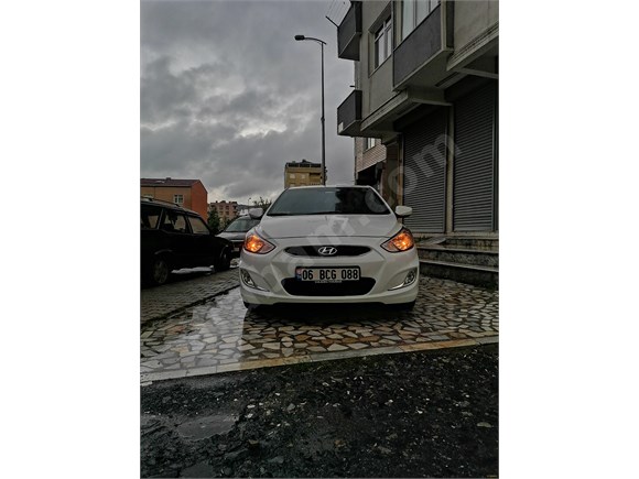 Sahibinden Hyundai Accent Blue 1.6 CRDI Mode Plus 2018 Model pazarlık payı var.