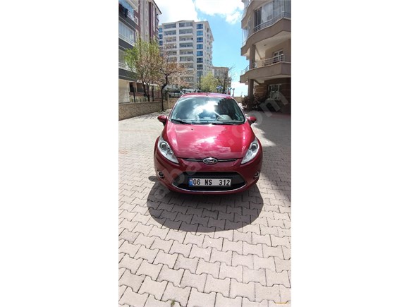 Sahibinden Ford Fiesta 1.4 Titanium 2012 Model