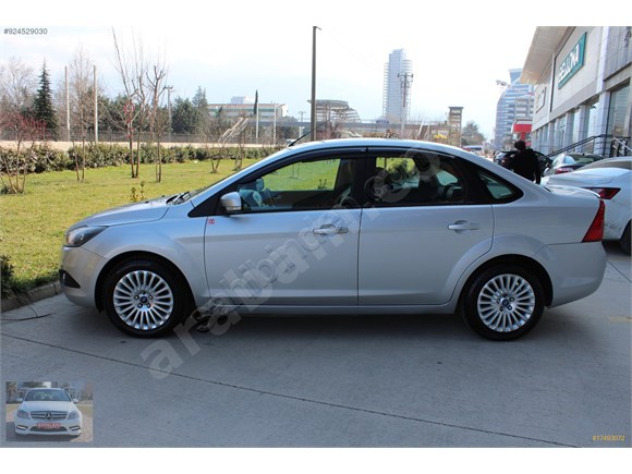 ŞENLER OTOMOTİVDEN 2011 MODEL FORD FOCUS 1.6 TAM OTOMATİK