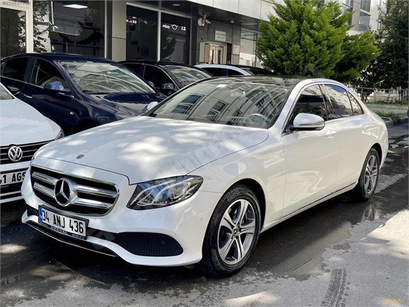 Venisadan Mercedes E180 CAM TAVAN+Hatasız