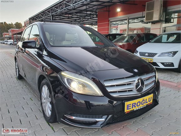 *EROĞLU*2013 MERCEDES B180 ELİTE CAMTAVAN DERİ BOYASIZ TRAMERSİZ