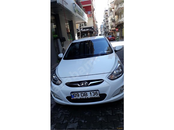 Sahibinden Hyundai Accent Blue 1.6 CRDI Mode 2014 Model