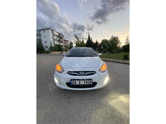 Sahibinden Hyundai Accent Blue 1.6 CRDI Mode Plus 2014 Model