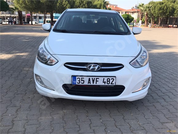 Sahibinden Hyundai Accent Blue 1.6 CRDI Mode 2015 Model