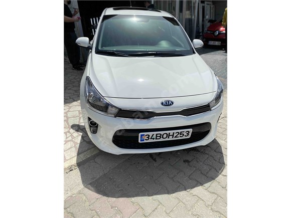 Sahibinden Kia Rio 1.4 WGT Elegance 2018 Model