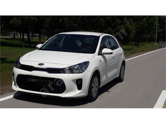 Galeriden Kia Rio 1.4 CRDi Comfort 2017 Model İstanbul