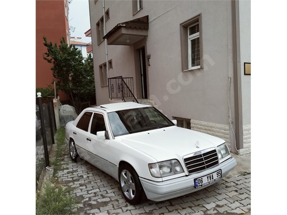 Sahibinden Mercedes - Benz E 200 1995 Model