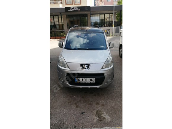 sahibinden peugeot partner 1 6 hdi premium zenith 2012 model bursa 184 000 km gri metalik 17689438 arabam com