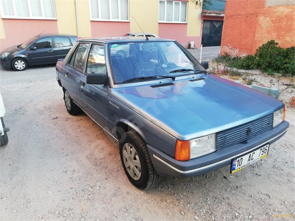Sahibinden Renault R 9 1 4 Broadway 1987 Model Balikesir 175 000 Km 18121807 Arabam Com