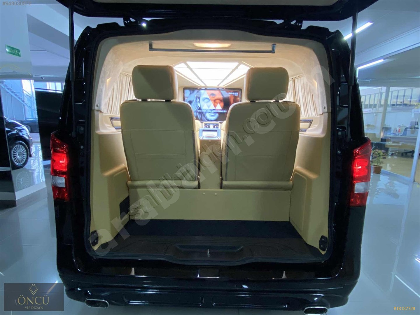 Galeriden Mercedes Benz Vito 114 Bluetec Model Istanbul 0 Km Siyah Arabam Com