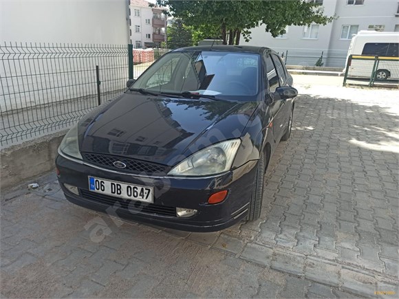 sahibinden ford focus 1 6 ghia 2002 model bayburt 245 000 km siyah 18221600 arabam com