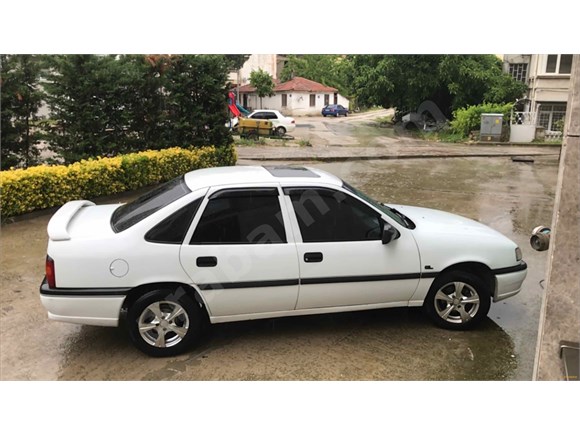 sahibinden opel vectra 1 8 gl 1994 model bursa 302 750 km beyaz 18268458 arabam com