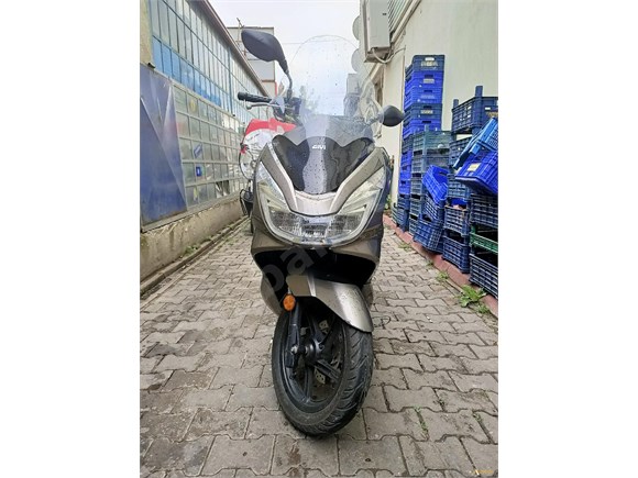 sahibinden honda pcx 125 2015 model kocaeli 26 500 km gri 18296139 arabam com