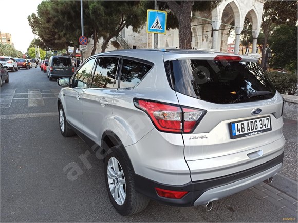 sahibinden ford kuga 1 5 tdci style 2018 model aydin 26 800 km 18329311 arabam com