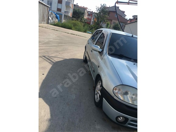 sahibinden renault clio 1 6 rxt 2000 model ordu 183 000 km gri 18346778 arabam com