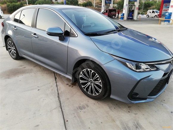 sahibinden toyota corolla 1 6 vision 2019 model konya 27 000 km 18404689 arabam com