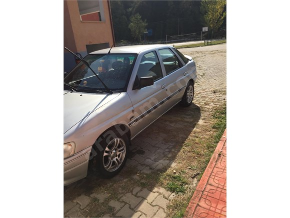 Sahibinden Ford Escort 1.6 CLX 1995 Model