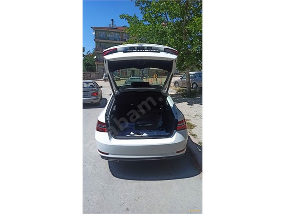 sahibinden skoda superb 1 6 tdi prestige 2018 model ankara 34 000 km beyaz 18474192 arabam com