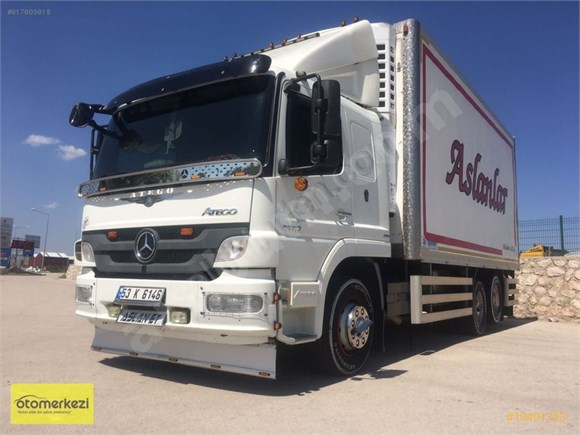 galeriden mercedes benz atego 1518 2011 model istanbul 629 000 km beyaz 18491723 arabam com