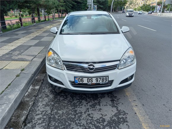 sahibinden opel astra 1 6 enjoy plus 2012 model canakkale 203 000 km beyaz 18615928 arabam com