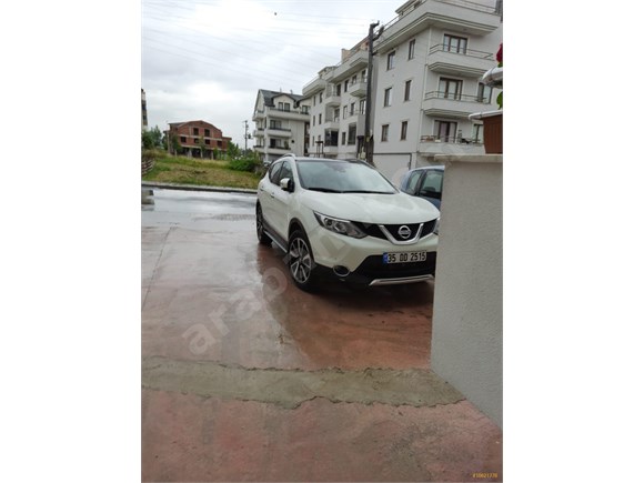 sahibinden nissan qashqai 1 6 dci platinum premium pack 2016 model kocaeli 64 000 km 18621778 arabam com