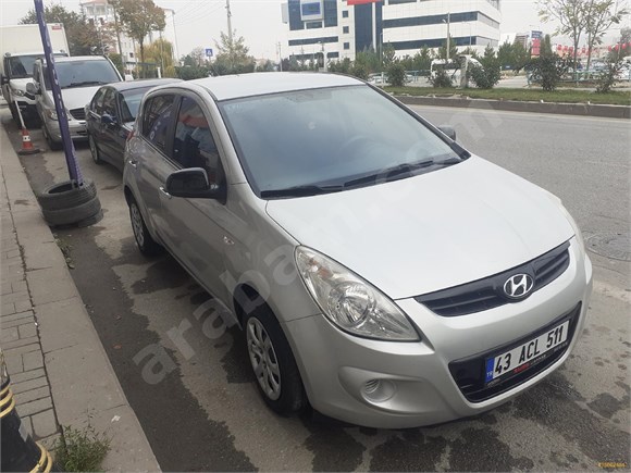 sahibinden hyundai i20 troy 1 2 mode 2011 model kutahya 122 450 km gri metalik 18662484 arabam com