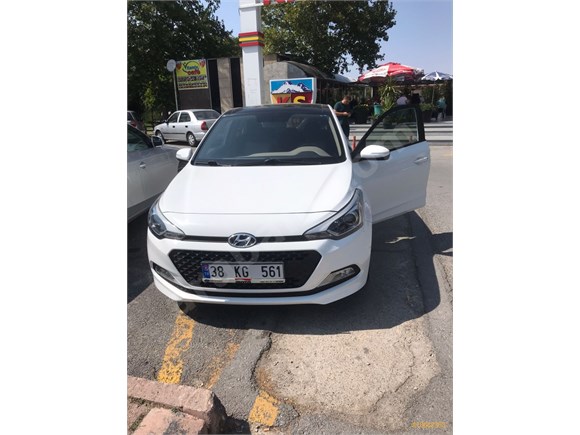 sahibinden hyundai i20 1 2 mpi style 2017 model kayseri 42 000 km beyaz 18682303 arabam com