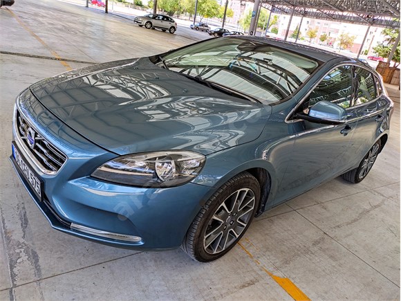 sahibinden volvo v40 1 6 d premium 2013 model ankara 214 000 km mavi 18721566 arabam com