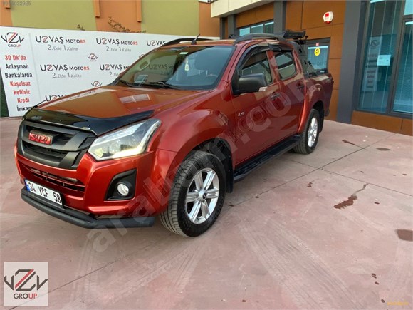 galeriden isuzu d max 1 9 d 4x4 v cross 2017 model istanbul 81 000 km kirmizi 18746876 arabam com